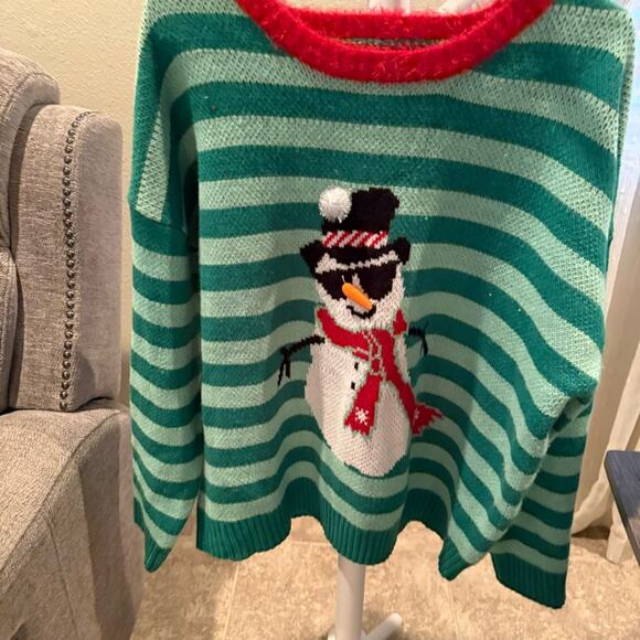 33 Degrees Snowman Christmas sweater Xmas - Picture 1 of 3
